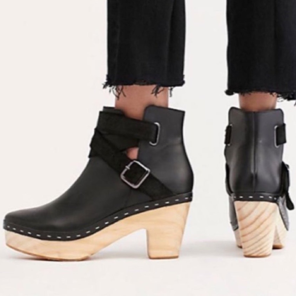 FREE PEOPLE BUNGALOW CLOG  ANKLE BOOTIE LEATHER BLACK SIZE 6 EU 36